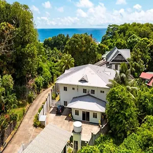 Dovass Self Catering Такамака